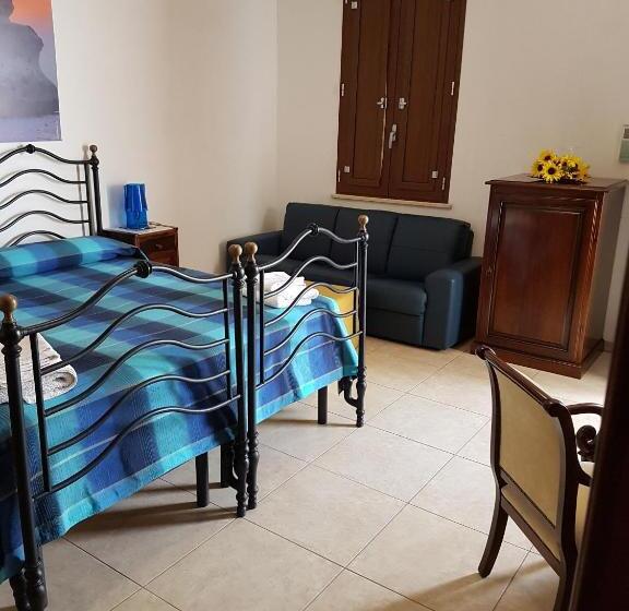 Fyrbädds Standardrum, B&b Cocuma