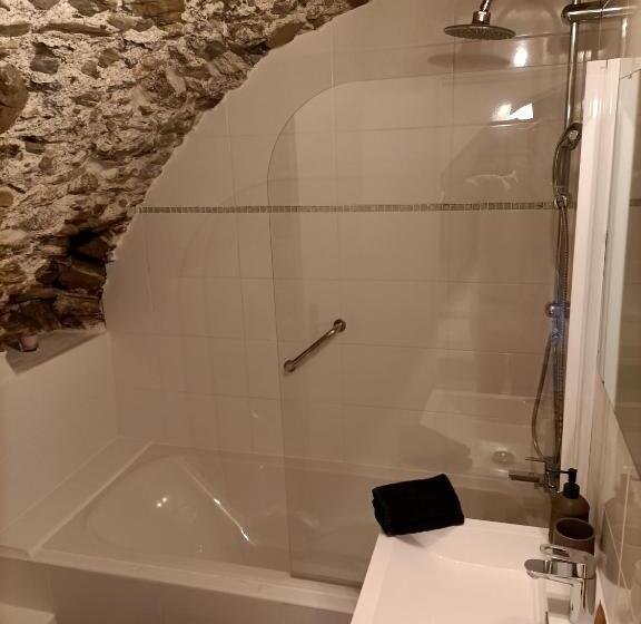 غرفة سوبيريور سرير كينج, La Magnanerie De Camias