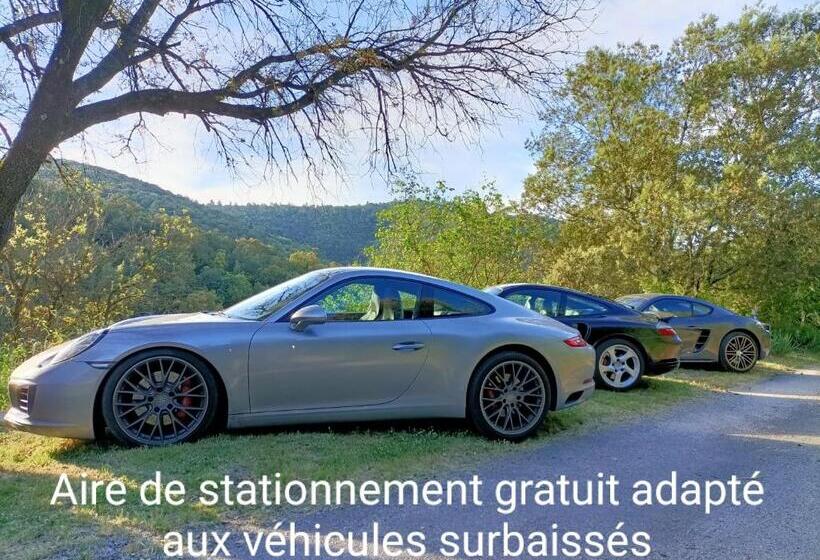 غرفة ديلوكس مطلة على الجبل, La Magnanerie De Camias