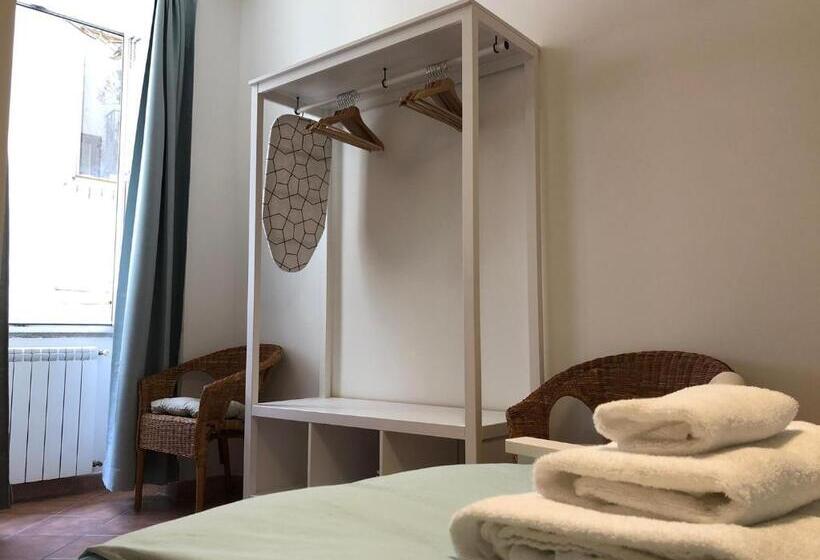 شقة غرفة نوم واحدة مزودة بشُرفة, Pizzo Central House