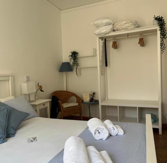 غرفة قياسية, Pizzo Central House