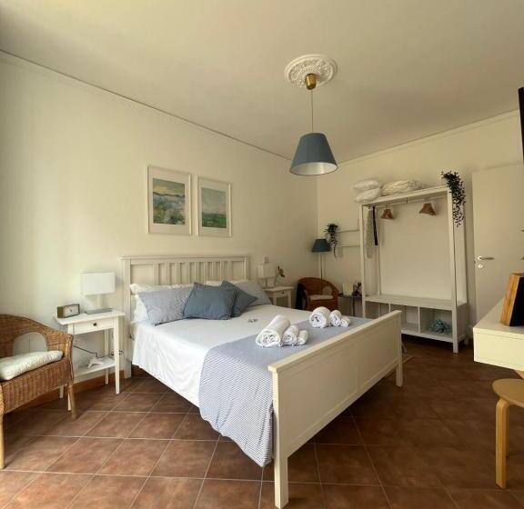 غرفة قياسية, Pizzo Central House