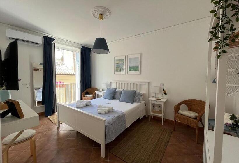 غرفة قياسية, Pizzo Central House