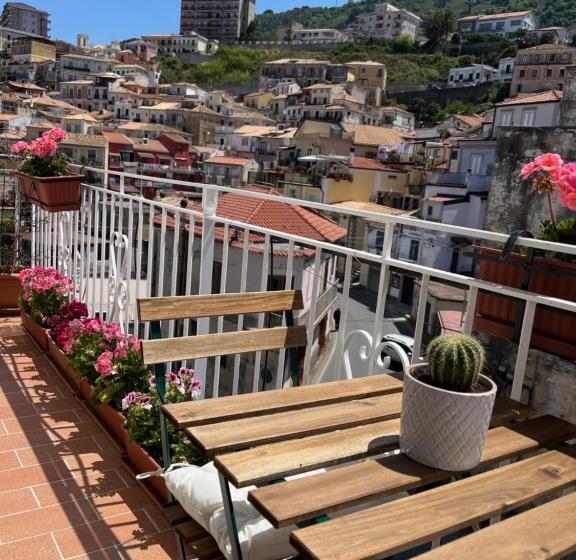 스탠다드 발코니 룸, Pizzo Central House