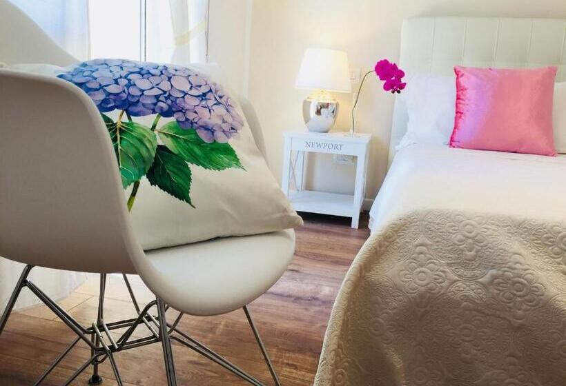 اتاق لوکس چهار تخته, Flowers Sweet Rooms B&b