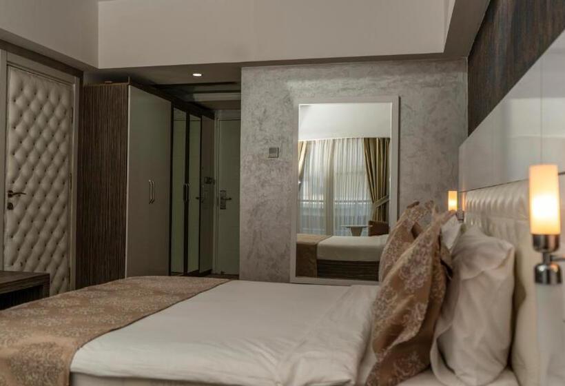 家庭套房, Mox Hotel Wellness & Spa