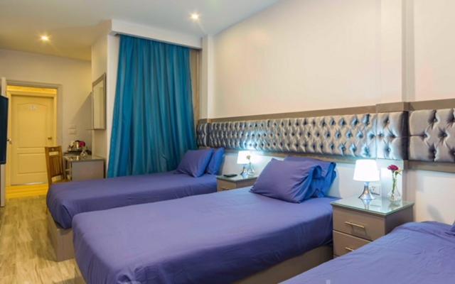 اتاق استاندارد سه نفره, Pyramids View Inn