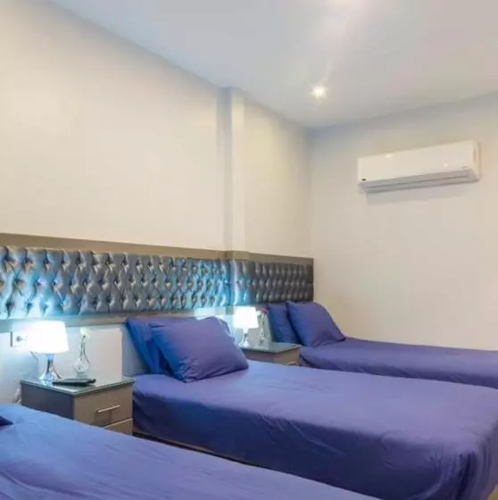 اتاق استاندارد سه نفره, Pyramids View Inn