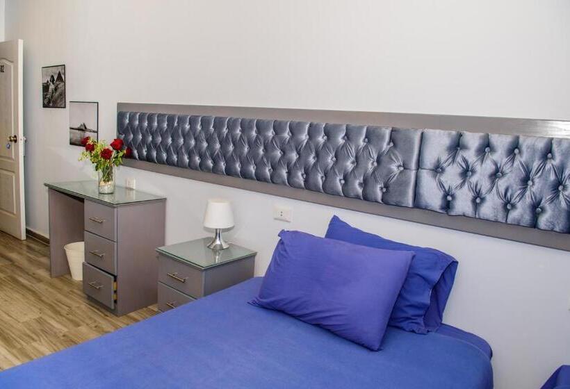 اتاق استاندارد سه نفره, Pyramids View Inn