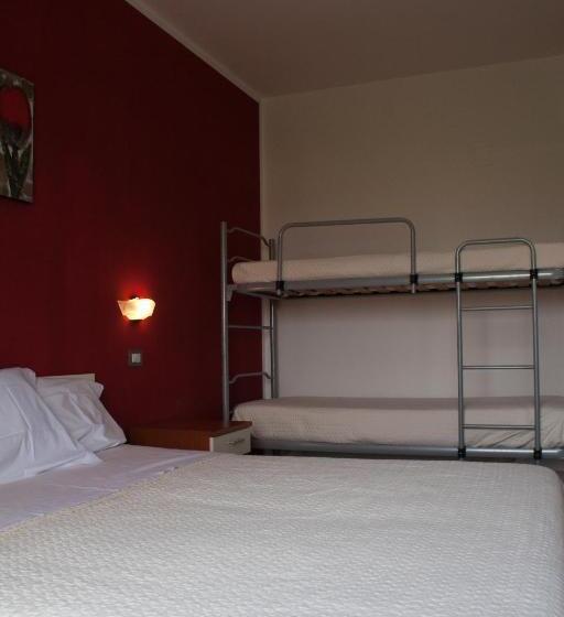 اتاق استاندارد چهار تخته, P&p Assisi Camere