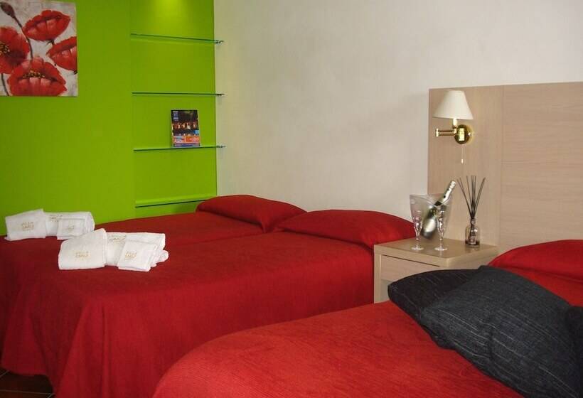 스탠다드 트리플 룸, Villa Carlo Resort