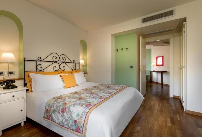 جناح جونيور ذات إطلالة, Bijou