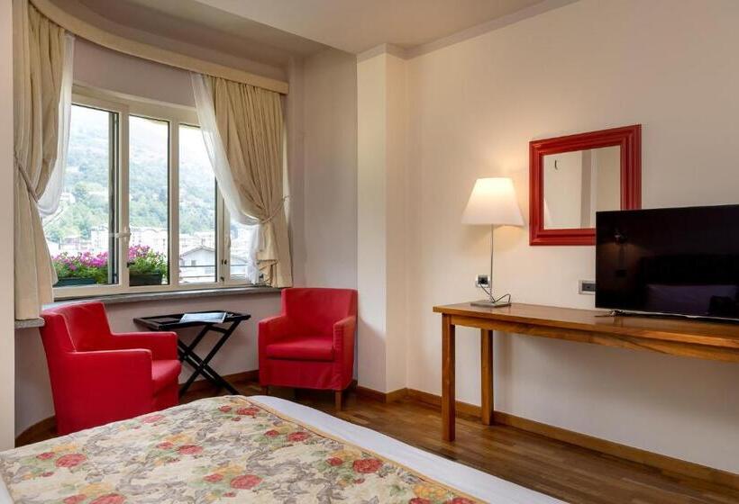 غرفة سوبيريور مطلة على الجبل, Bijou