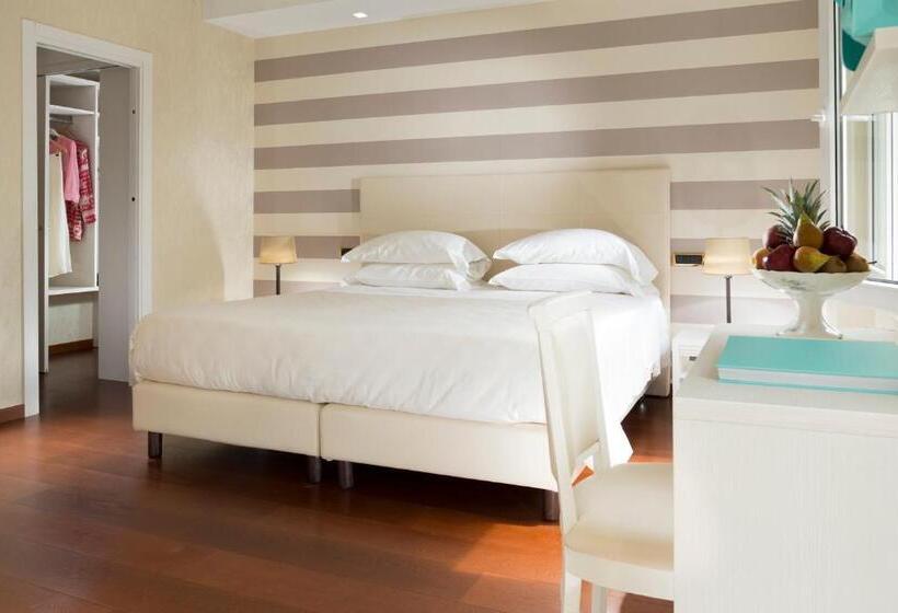 اتاق استاندارد, Doria Park