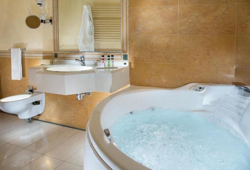 اتاق استاندارد با چشمانداز دریا, Doria Park