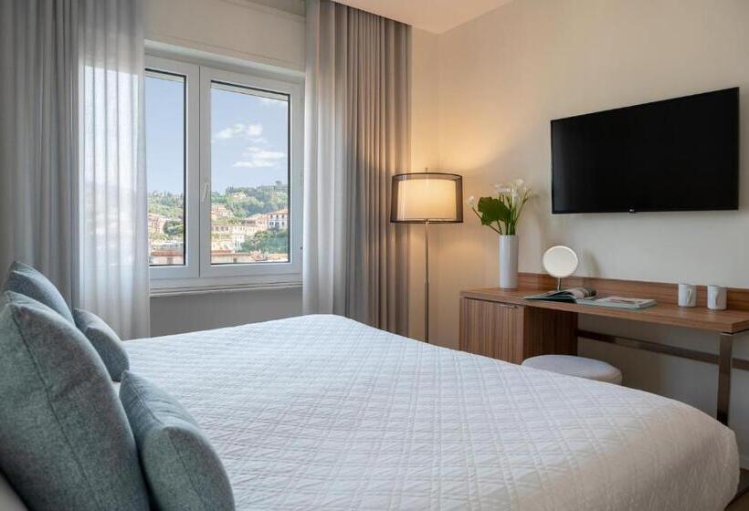 اتاق استاندارد با چشمانداز دریا, Doria Park