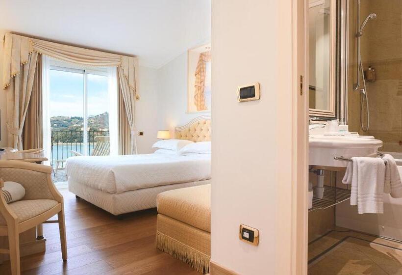 اتاق لوکس با بالکن و چشمانداز دریا, Doria Park