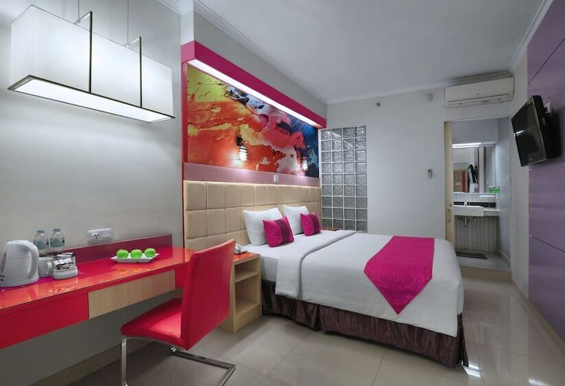 Номер Стандарт, Favehotel Premier Cihampelas