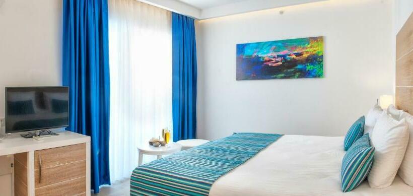 バスタブ付きスーペリアールーム, Garcia Resort & Spa  Ultra All Inclusive
