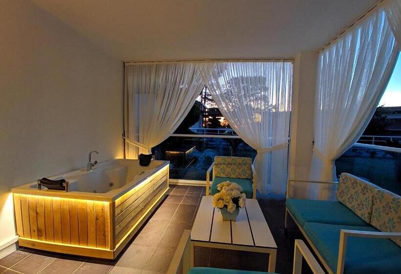 Номен Superior с Гидромассажем, Garcia Resort & Spa  Ultra All Inclusive