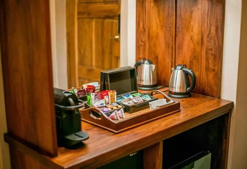 اتاق لوکس, Ilala Lodge