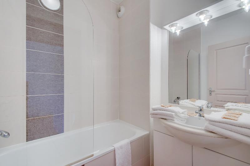 חדר סופריור, Malavoglia