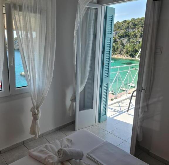 اتاق استاندارد با چشمانداز دریا, Pleiades