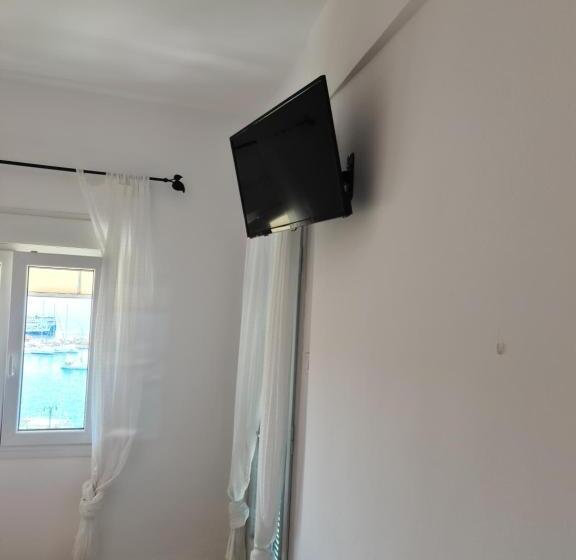 اتاق استاندارد با چشمانداز دریا, Pleiades