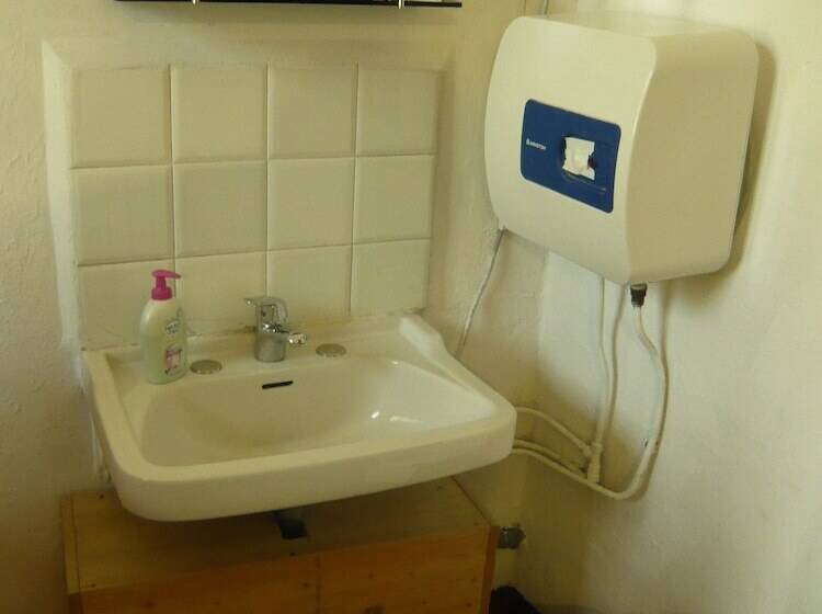 Habitació Estàndard Bany Compartit, Pensione Rinascente