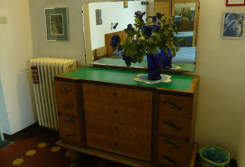 Habitació Quàdruple Estàndard, Pensione Rinascente