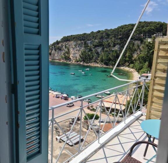 اتاق استاندارد با چشمانداز دریا, Pleiades