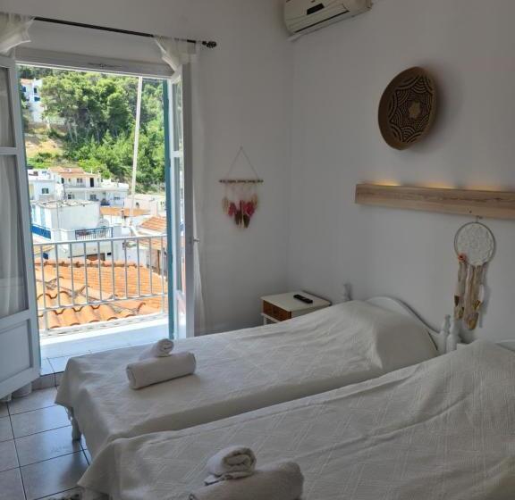 اتاق استاندارد با چشمانداز دریا, Pleiades