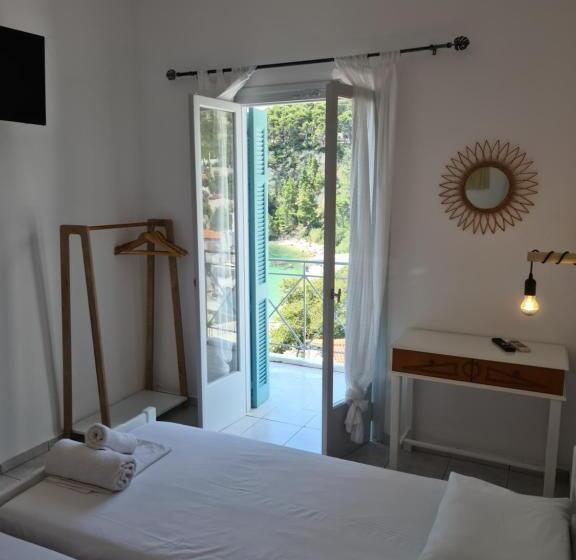 اتاق استاندارد با چشمانداز دریا, Pleiades