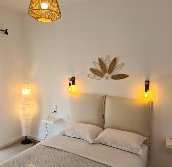 اتاق سوپریور با چشمانداز دریا, Pleiades