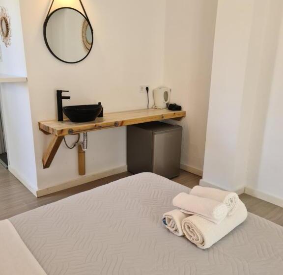 اتاق سوپریور با چشمانداز دریا, Pleiades