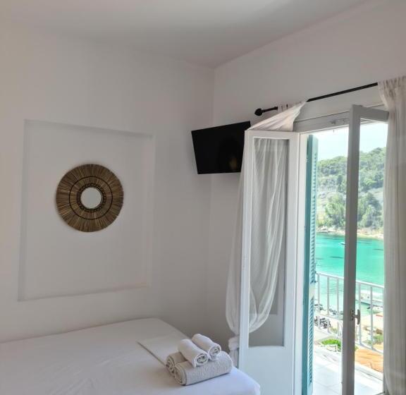 اتاق عادی, Pleiades