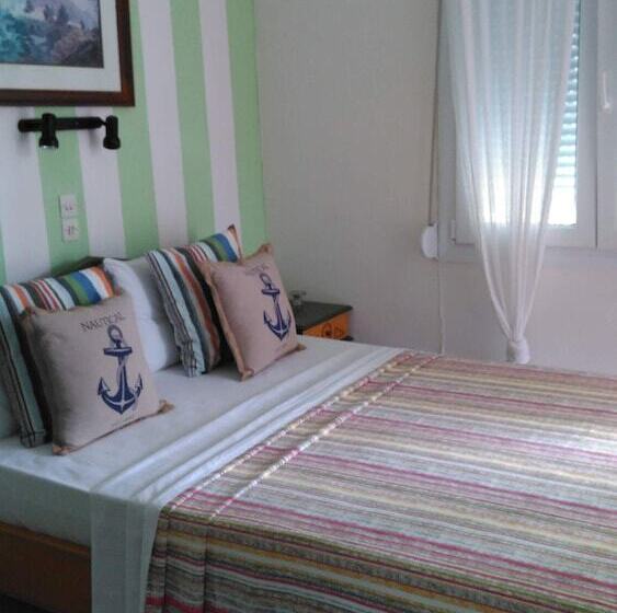 اتاق استاندارد با چشمانداز دریا, Pleiades