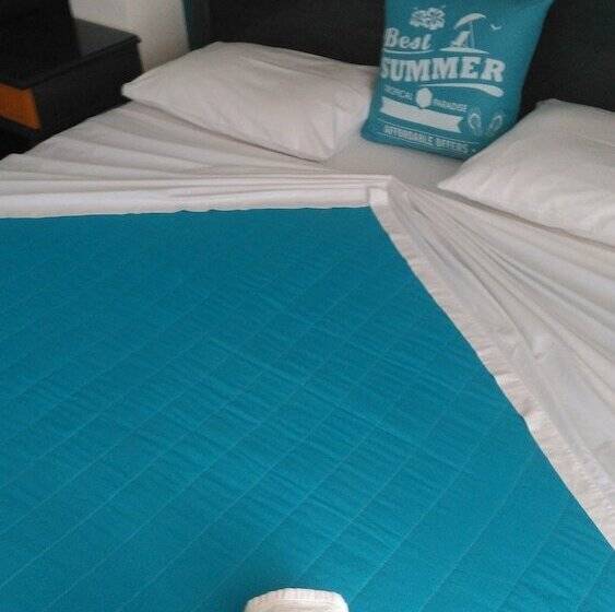 اتاق استاندارد با چشمانداز دریا, Pleiades