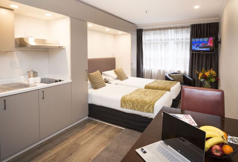 标准工作室, Quest On Johnston Serviced Apartments