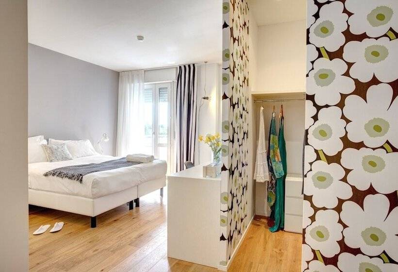 Pokój Deluxe Trzyosobowy, Solemare