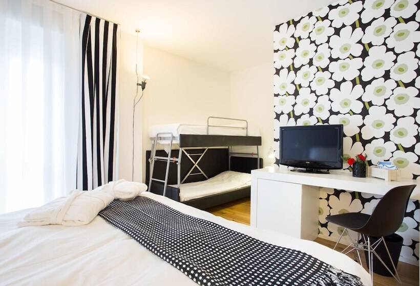 Pokój Deluxe Trzyosobowy, Solemare