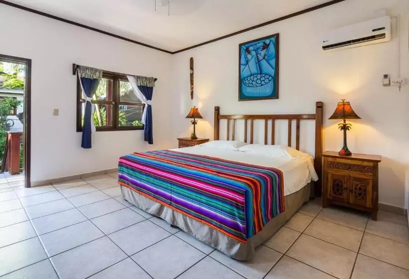 اتاق استاندارد, Splash Inn Dive Resort & Villas