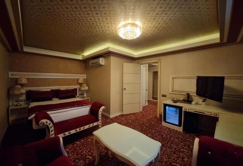 سوییت, Royal Mersin