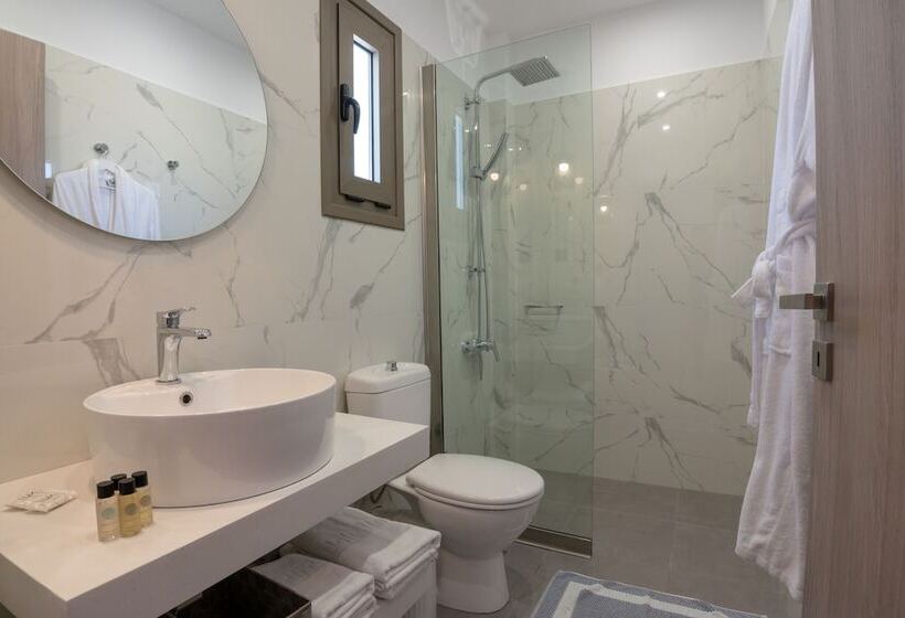 إستوديو ديلوكس مطل على البحر, Sonio Beach