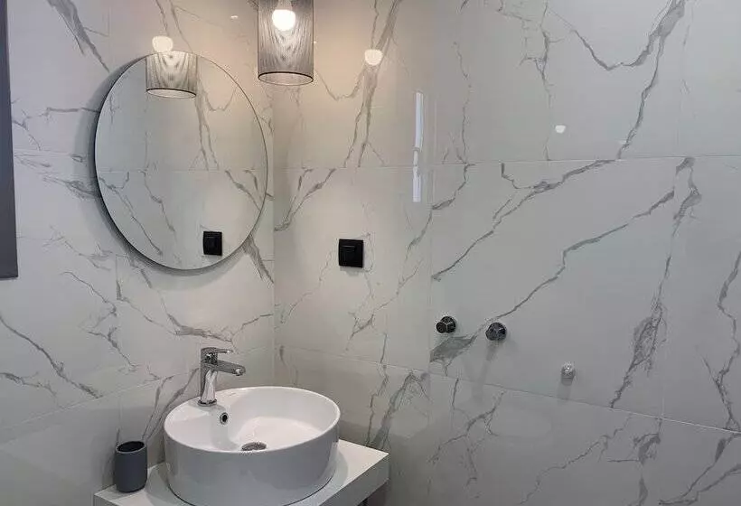 オーシャンビューデラックスステューディオ, Sonio Beach