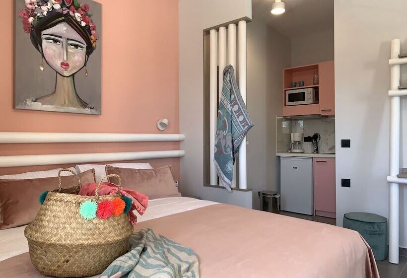 Студио Deluxe Вид на Море, Sonio Beach