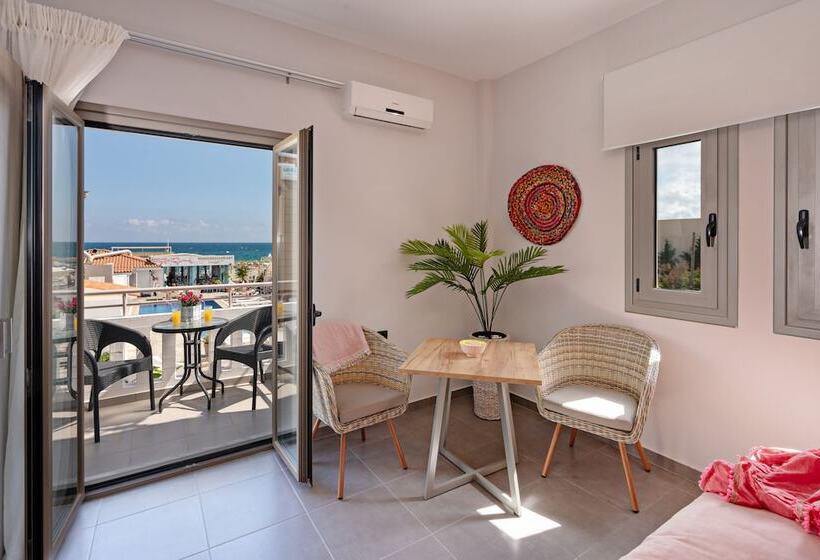 إستوديو ديلوكس مطل على البحر, Sonio Beach