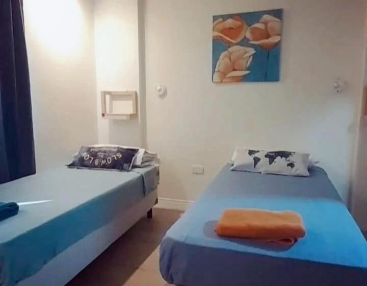 اتاق استاندارد با سرویس بهداشتی مشترک, Amanecer De La Bahía