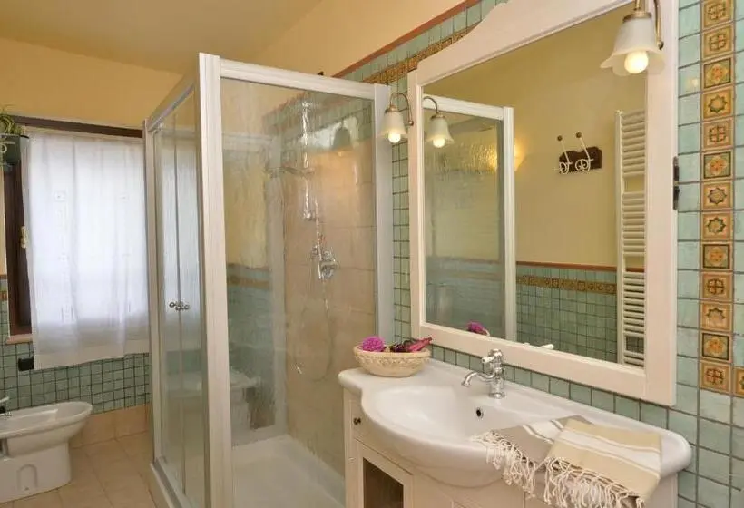 スタンダードルーム, B&b Corte Giare