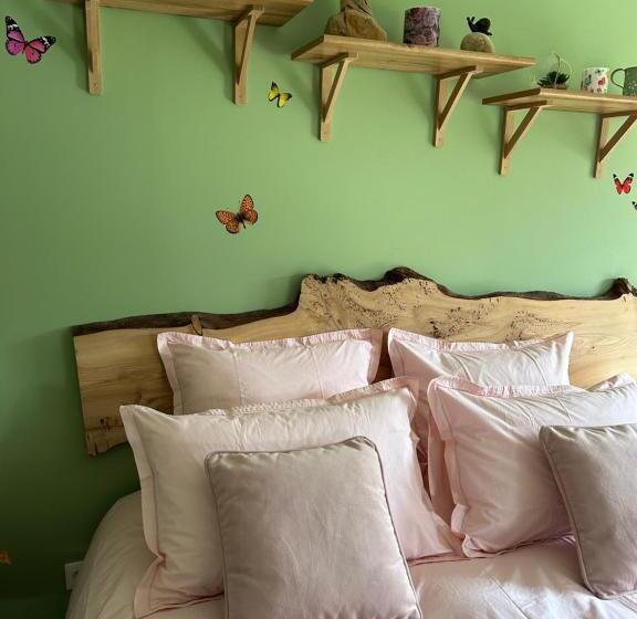 Номер Стандарт Вид на Сад, Aux Murmures De La Nature B&b